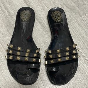 Vince Camuto jelly sandal, size 6.